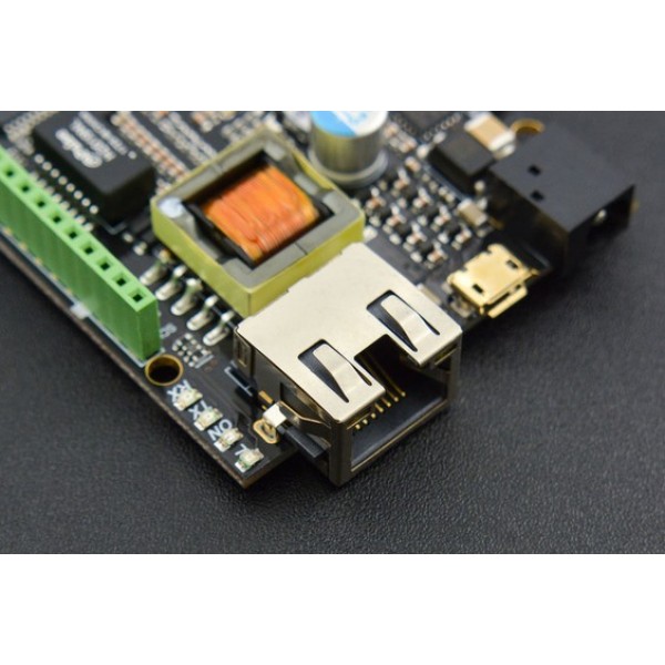 DFRobot W5500 Ethernet met PoE IoT Board - Leonardo Compatible