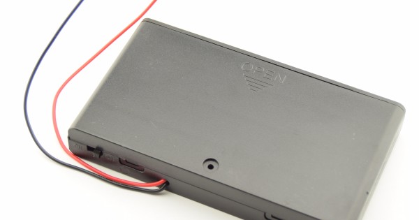 8x AA Battery Box with Loose Wires and Switch - 8xAALEADSBOXSWITCH